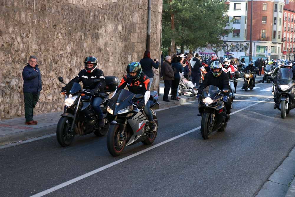 Cerca de 1.000 moteros han participado en la campaña solidaria del Real Moto Club Burgalés