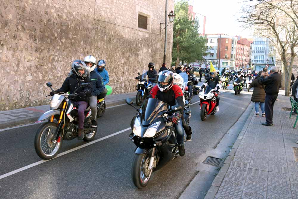 Cerca de 1.000 moteros han participado en la campaña solidaria del Real Moto Club Burgalés