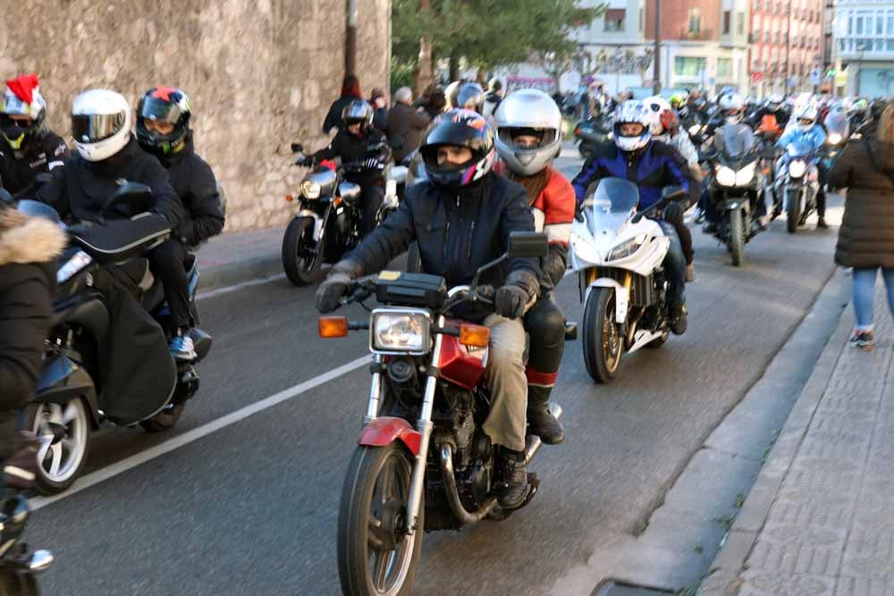 Cerca de 1.000 moteros han participado en la campaña solidaria del Real Moto Club Burgalés