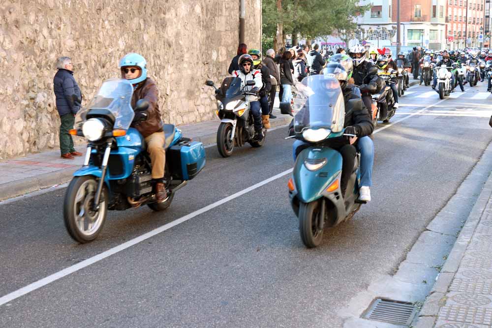 Cerca de 1.000 moteros han participado en la campaña solidaria del Real Moto Club Burgalés