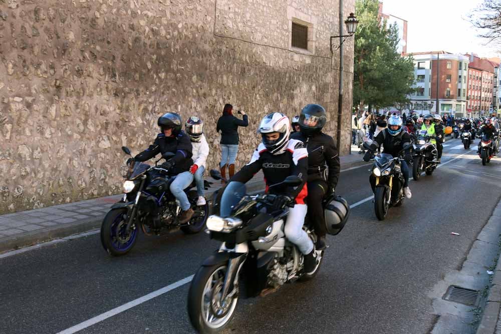 Cerca de 1.000 moteros han participado en la campaña solidaria del Real Moto Club Burgalés