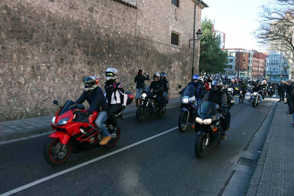 Cerca de 1.000 moteros han participado en la campaña solidaria del Real Moto Club Burgalés