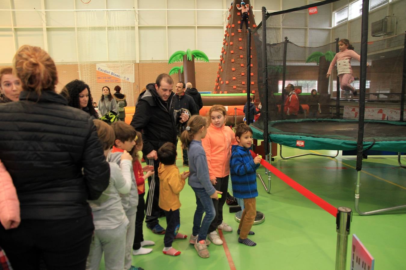 Permanecerá abierto el hasta el sábado 30 inclusive en el polideportivo | El 3 de enero se trasladará a El Espinar