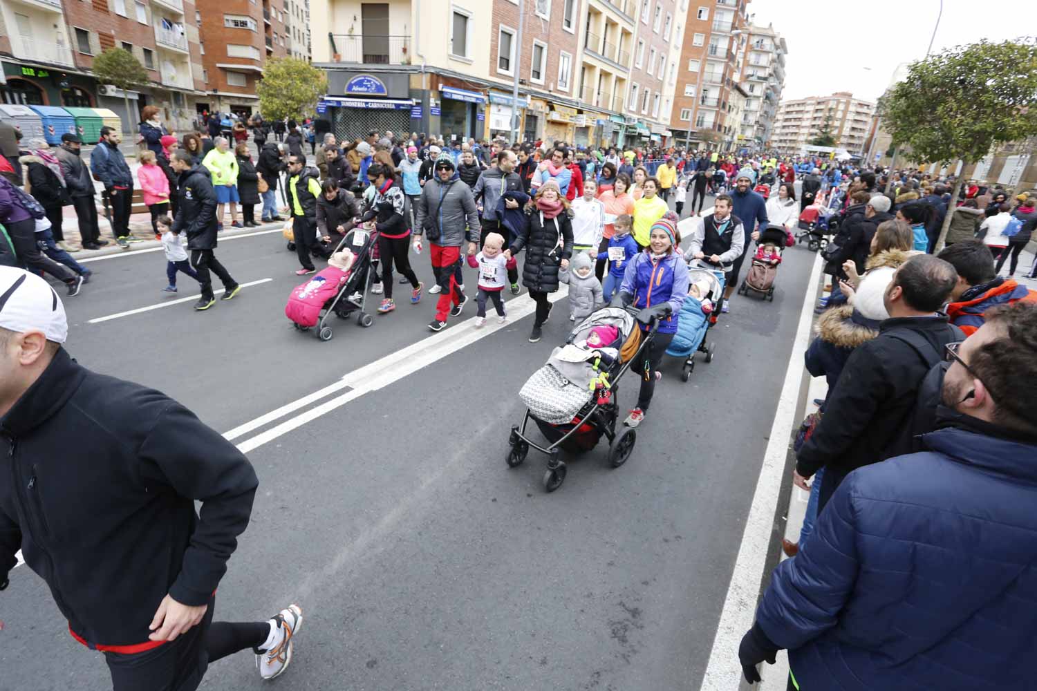 Primera y segunda carrera de la San Silvestre de Salamanca