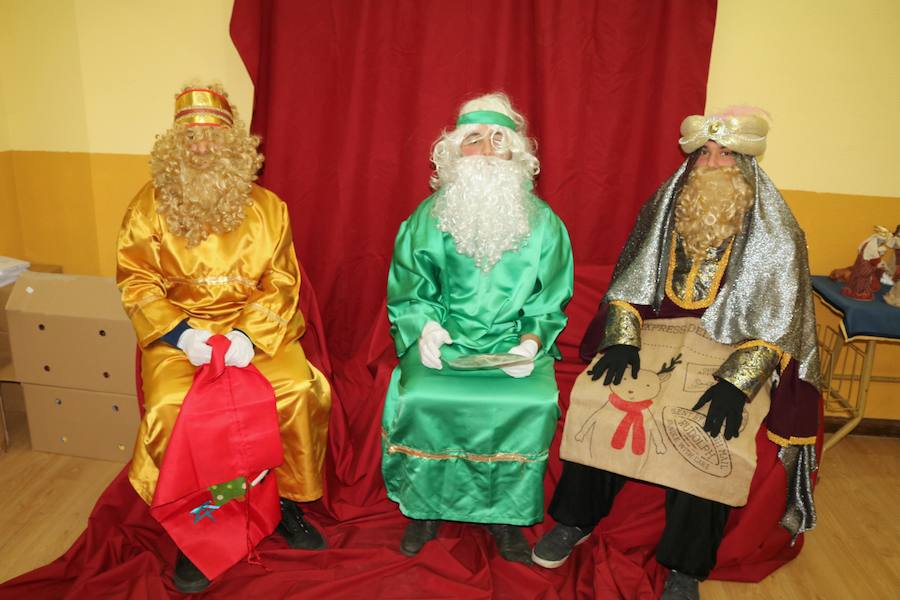 Los pajes reales recorren la geografía palentina