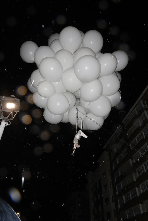 Palencia disfruta de la Cabalgata a pesar de la lluvia