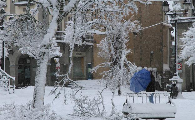 Imagen. Domingo nevado en Segovia.