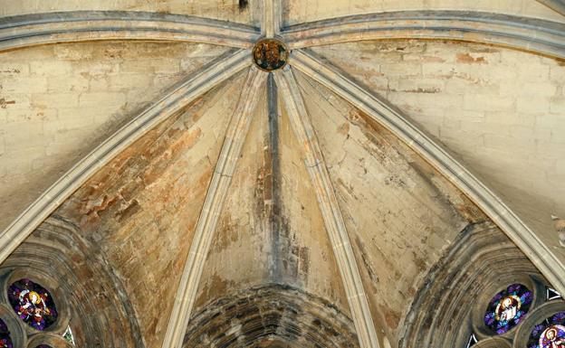 Estado actual de una bóveda de la catedral.