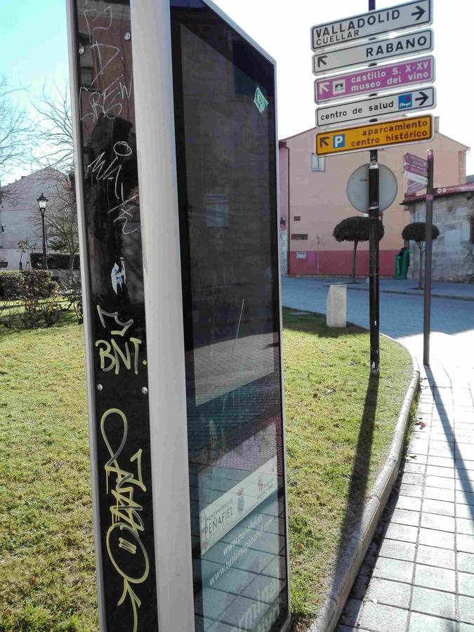 El Ayuntamiento anima a los afectados por este tipo de actos vandálicos a que denuncien los hechos