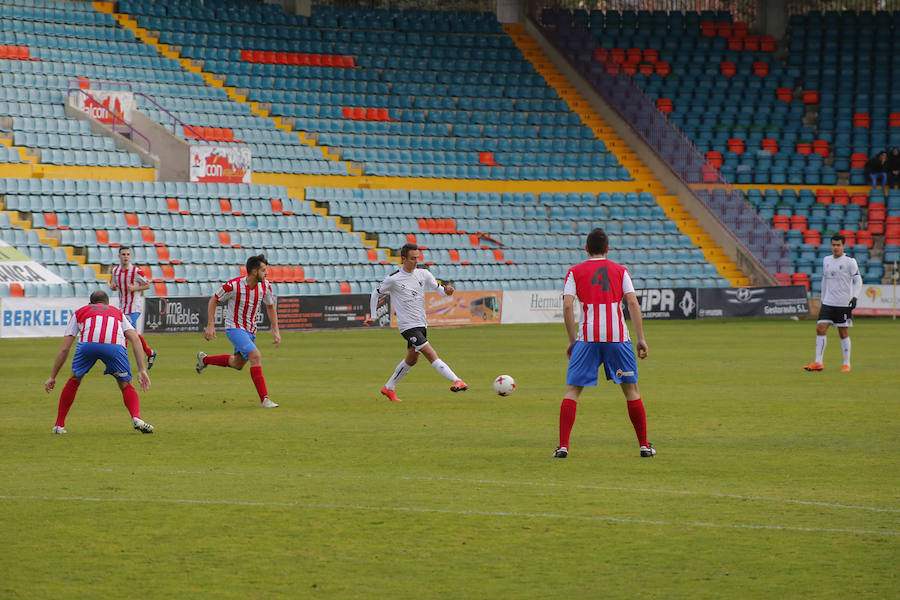 El equipo de Ramón María Calderé se deja remontar un 2-0 por el modesto Bembibre tras un nefasto partido en casa y desaprovecha la opción de ponerse segundo