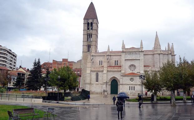 Iglesia de la Antigua, uno de los rincones más bellos de la ciudad.