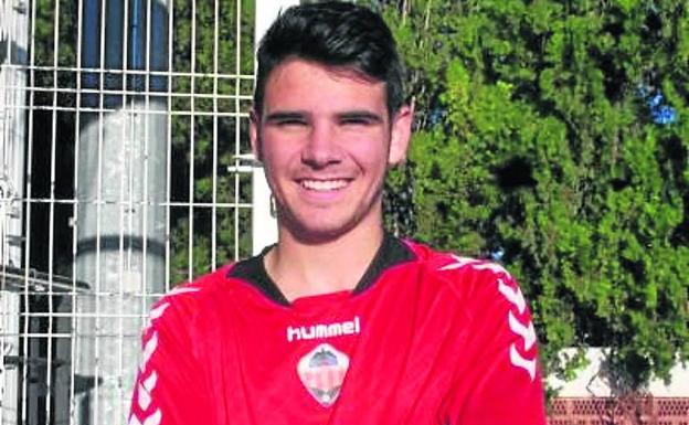 El nuevo futbolista del Palencia Cristo Álex Salt.