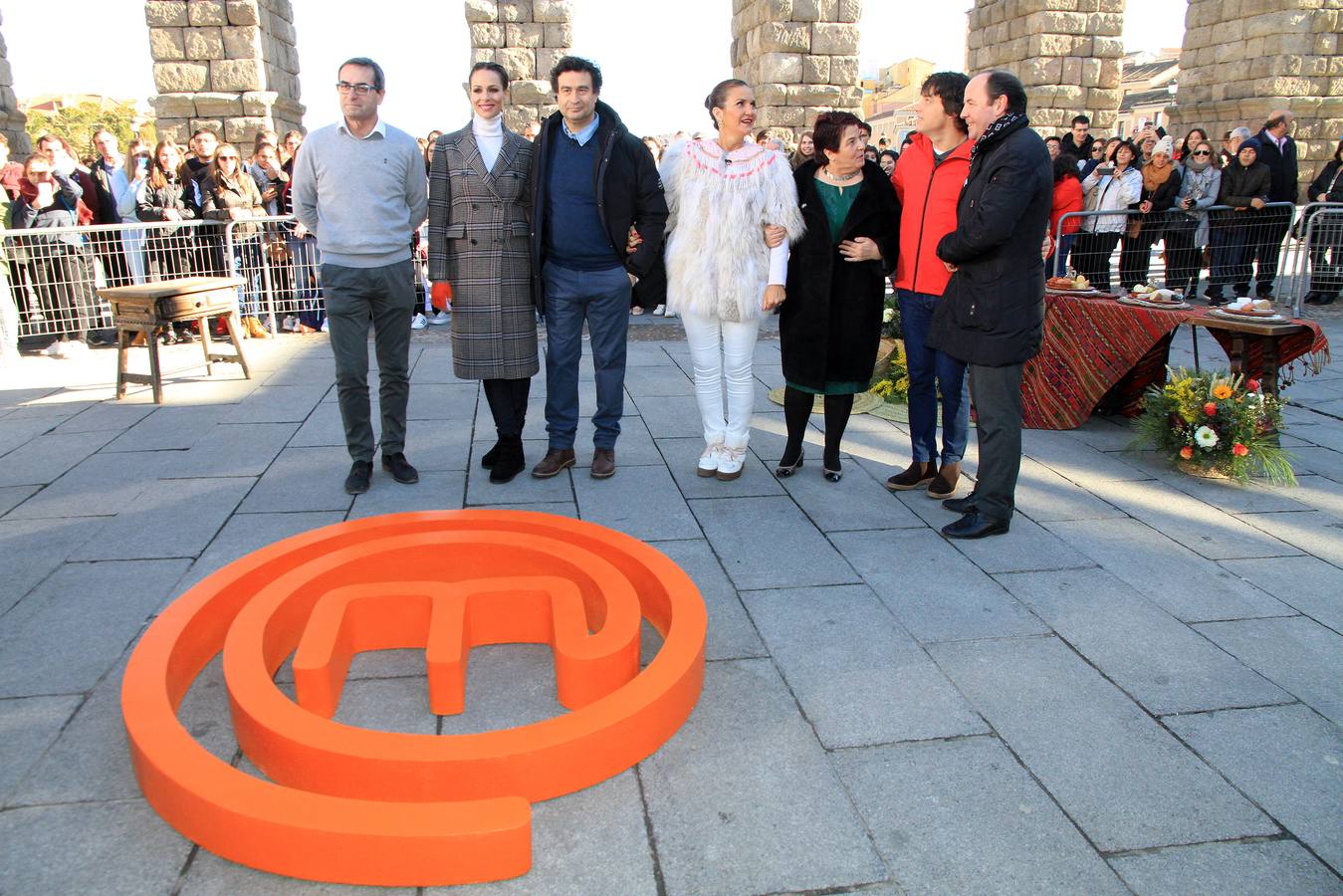El rodaje se lleva a cabo hoy en la terraza de Santa Columba, junto al Acueducto, con extremado secretismo para no desvelar la identidad de los concursantes elegidos