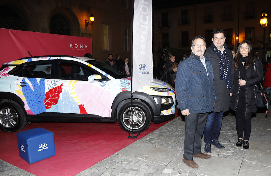 Hyundai exhibe el modelo Kona en la Plaza Mayor