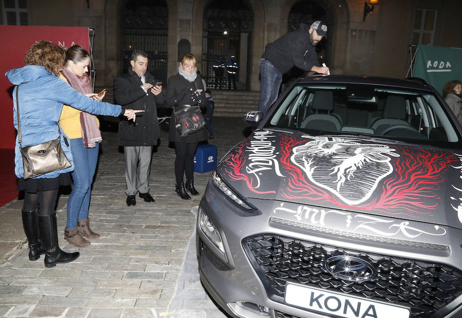 Hyundai exhibe el modelo Kona en la Plaza Mayor