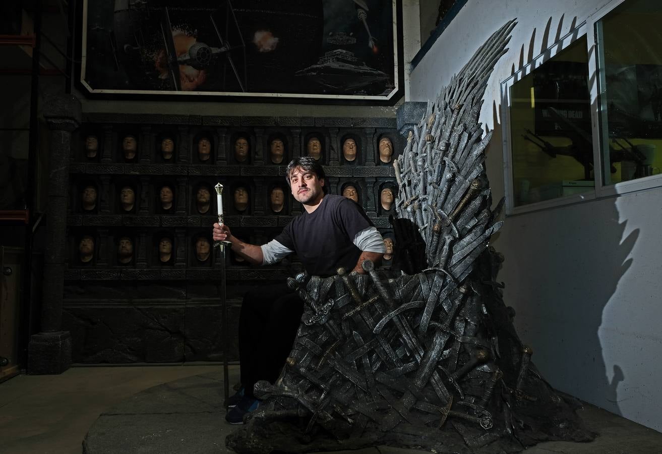 Cantabria elige la escultura de un simio creado por el escultor Miguel Lobato en su empresa de efectos especiales ML FX Studios para promocionar Cabárceno