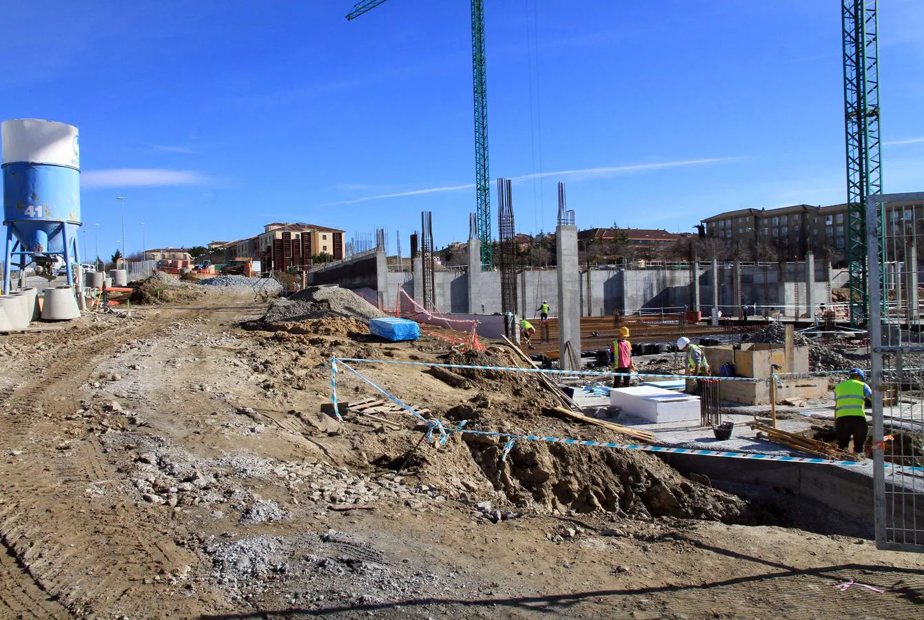 Será un edificio de tres plantas, más una bajo rasante, y en una primera fase se reubicarán los diez juzgados hoy diseminados por la ciudad