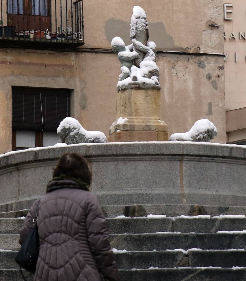Vuelve la nieve a Segovia