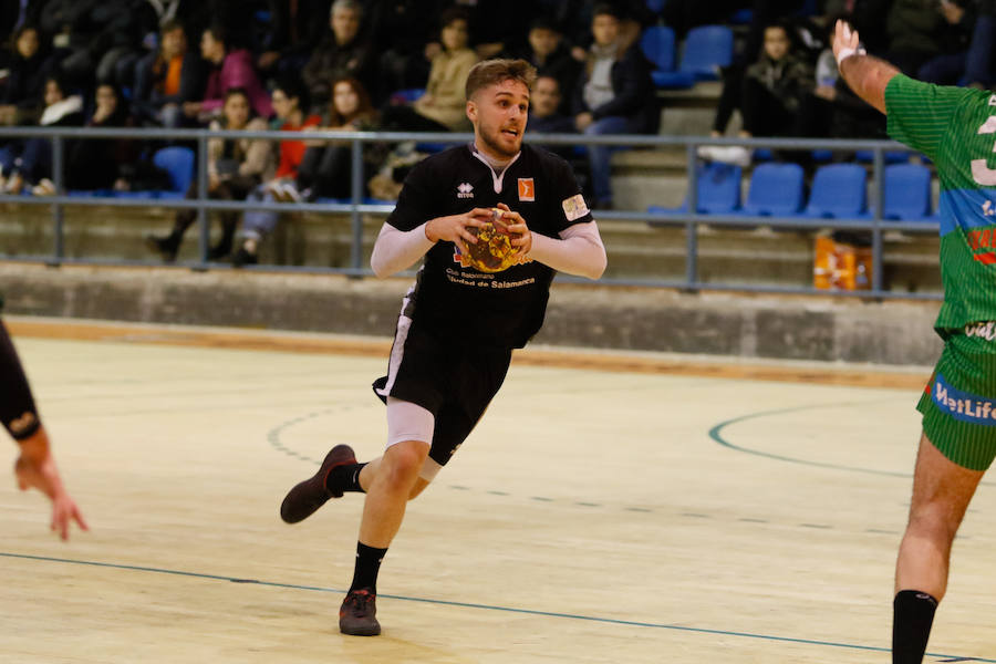 Partido entre el BM Ciudad de Salamanca y el BM Safa