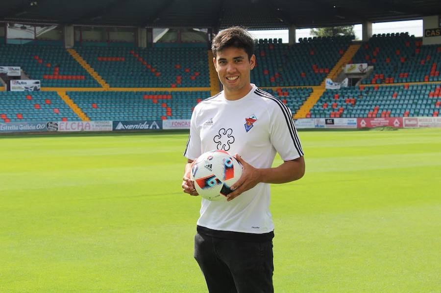 Diego Franco, el día de su presentación como jugador del Salmantino. 
