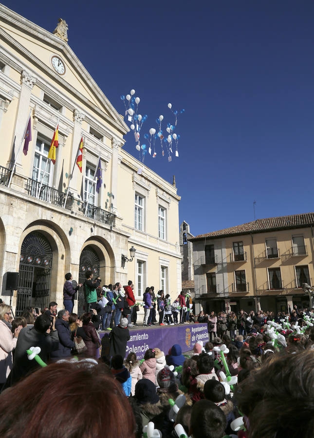 El colegio Filipenses celebra el Día de la Paz en la Plaza Mayor