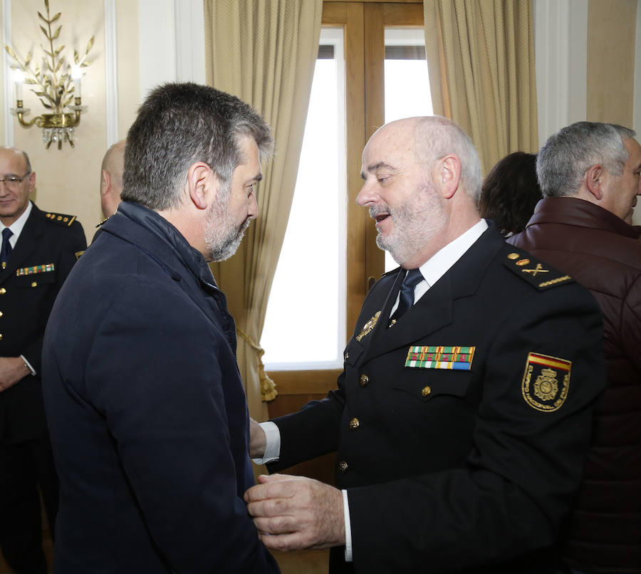 Toma de posesión de la comisaria de la Policía Nacional