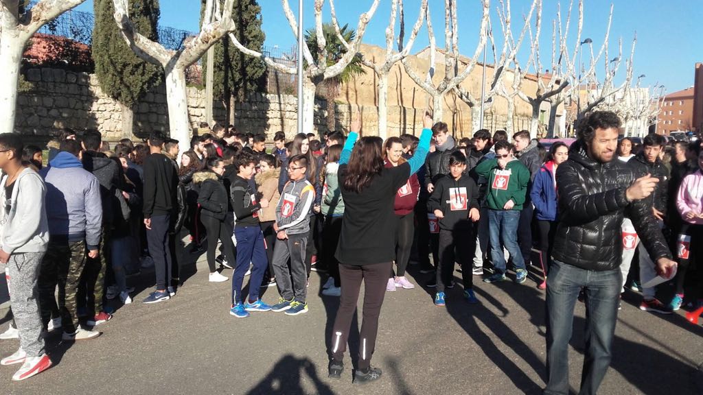 Celebración del Día de la Paz en Tordesillas.