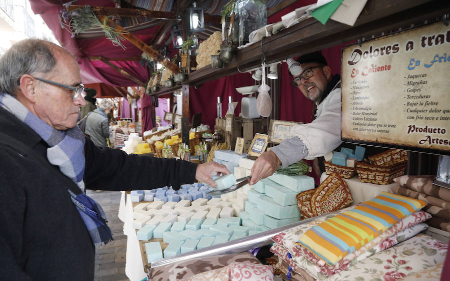 Palencia vive su Mercado Tradicional de las Candelas