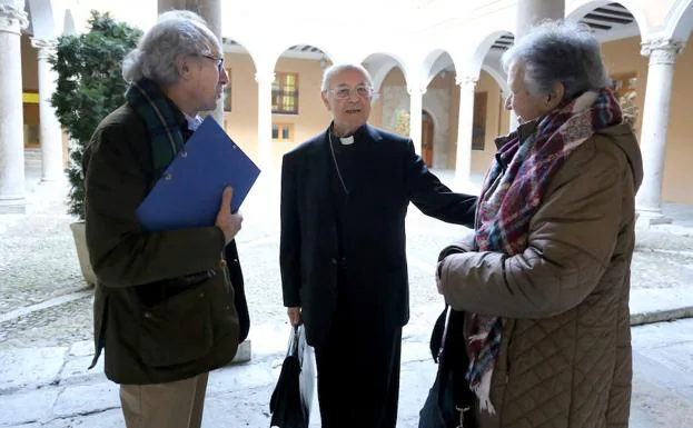 José María Borge, Ricardo Blázquez y la misionera Pilar Basagoiti 