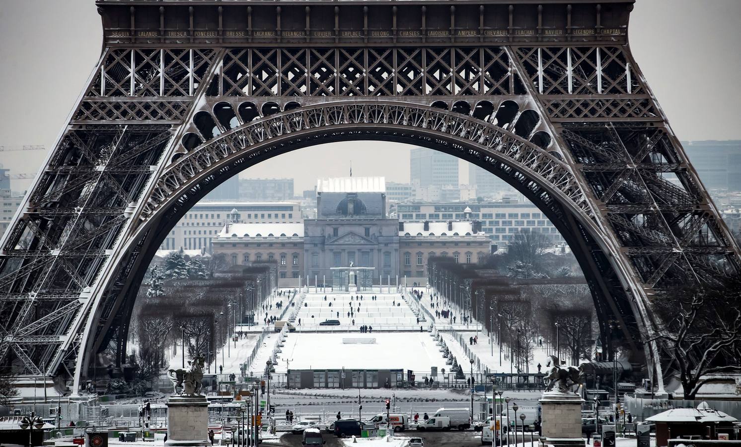 París se viste de blanco