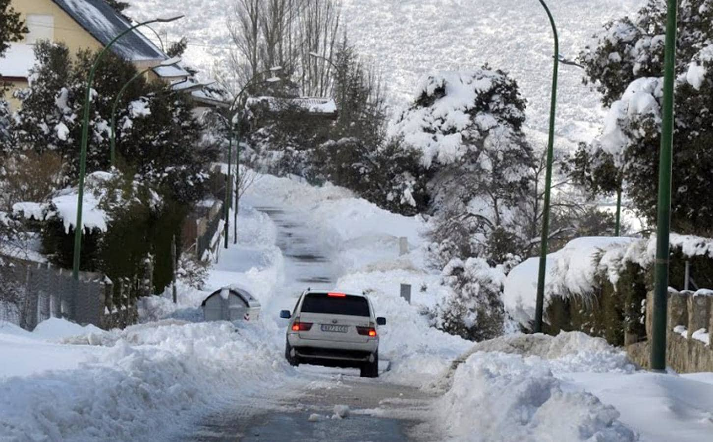 Nieve en Los Ángeles de San Rafael (Segovia)