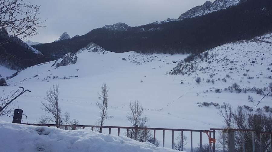 Deja de nevar en Palencia, pero la nieve tardará en marcharse