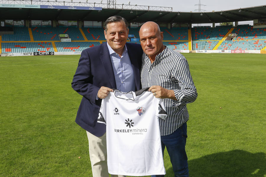 El presidente Carlos Martín y Ramón María Calderé. 