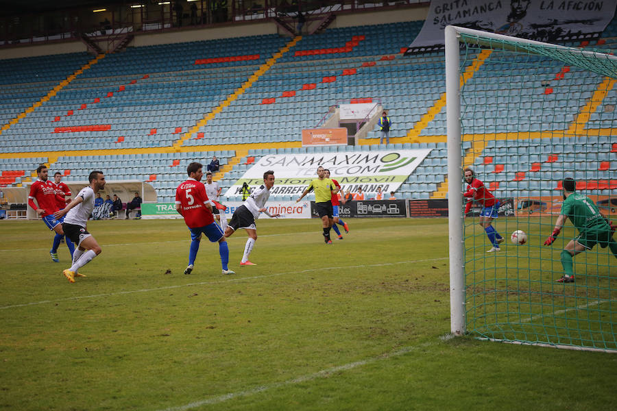 El equipo blanquinegro supera a un débil rival con un Martín Galván pitado y que mandó callar a la grada