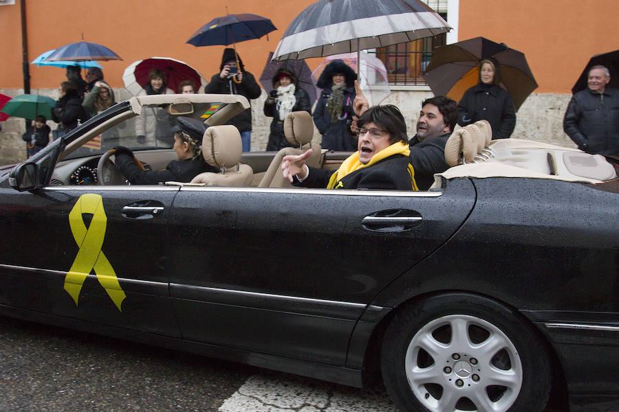 han participado decenas de niños, mayores y murgas, con ingeniosos y divertidos disfraces, carros y carrozas. 