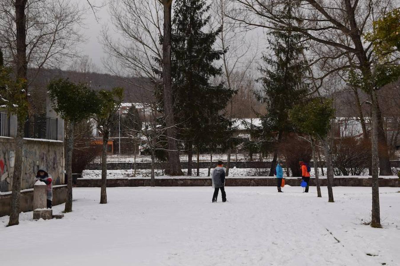 La nieve continúa en Guardo