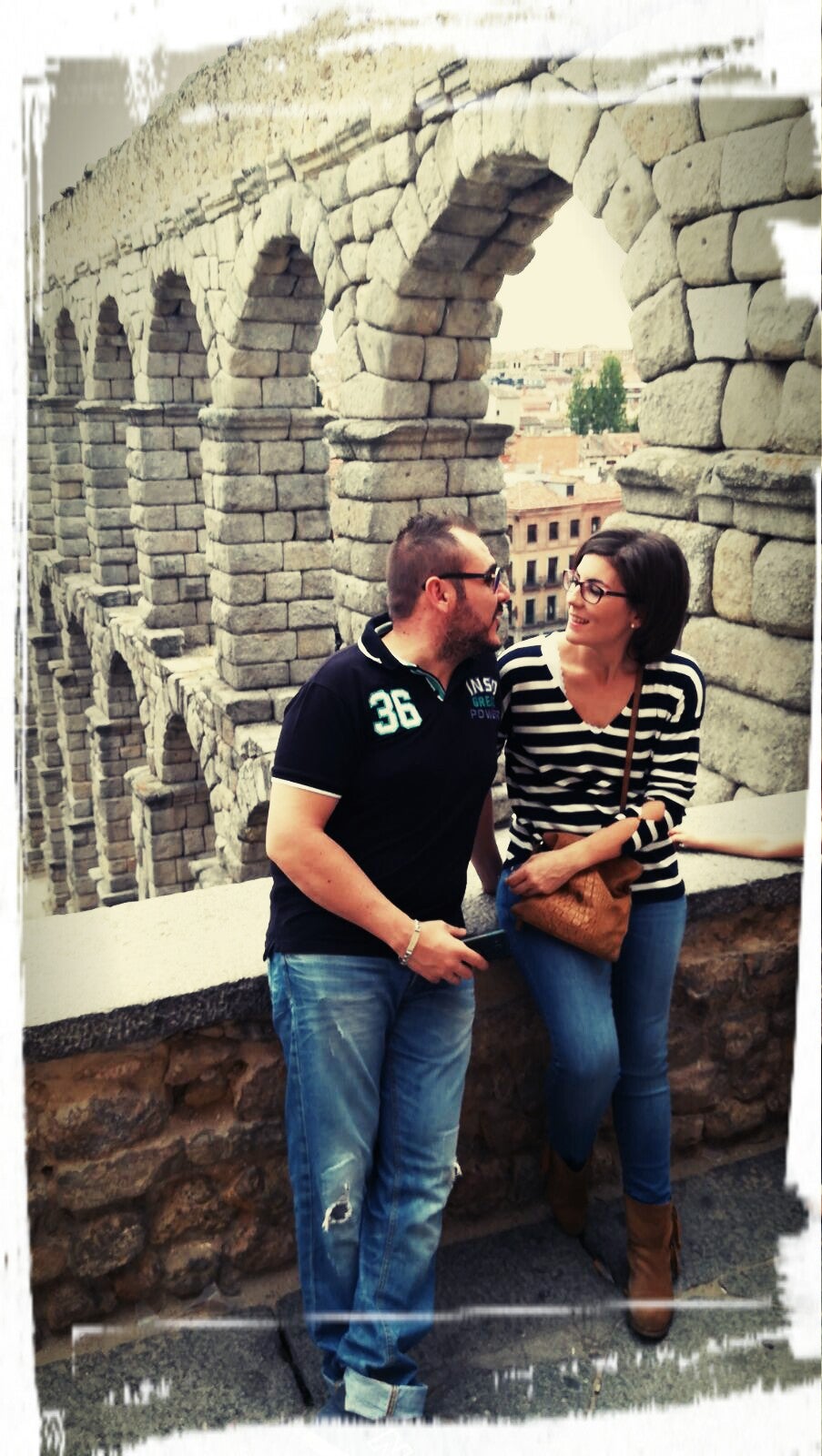 «Gracias por estos quince años a tu lado... Eres mi vida... Hoy, mañana y siempre. ¡Te quiero!». 