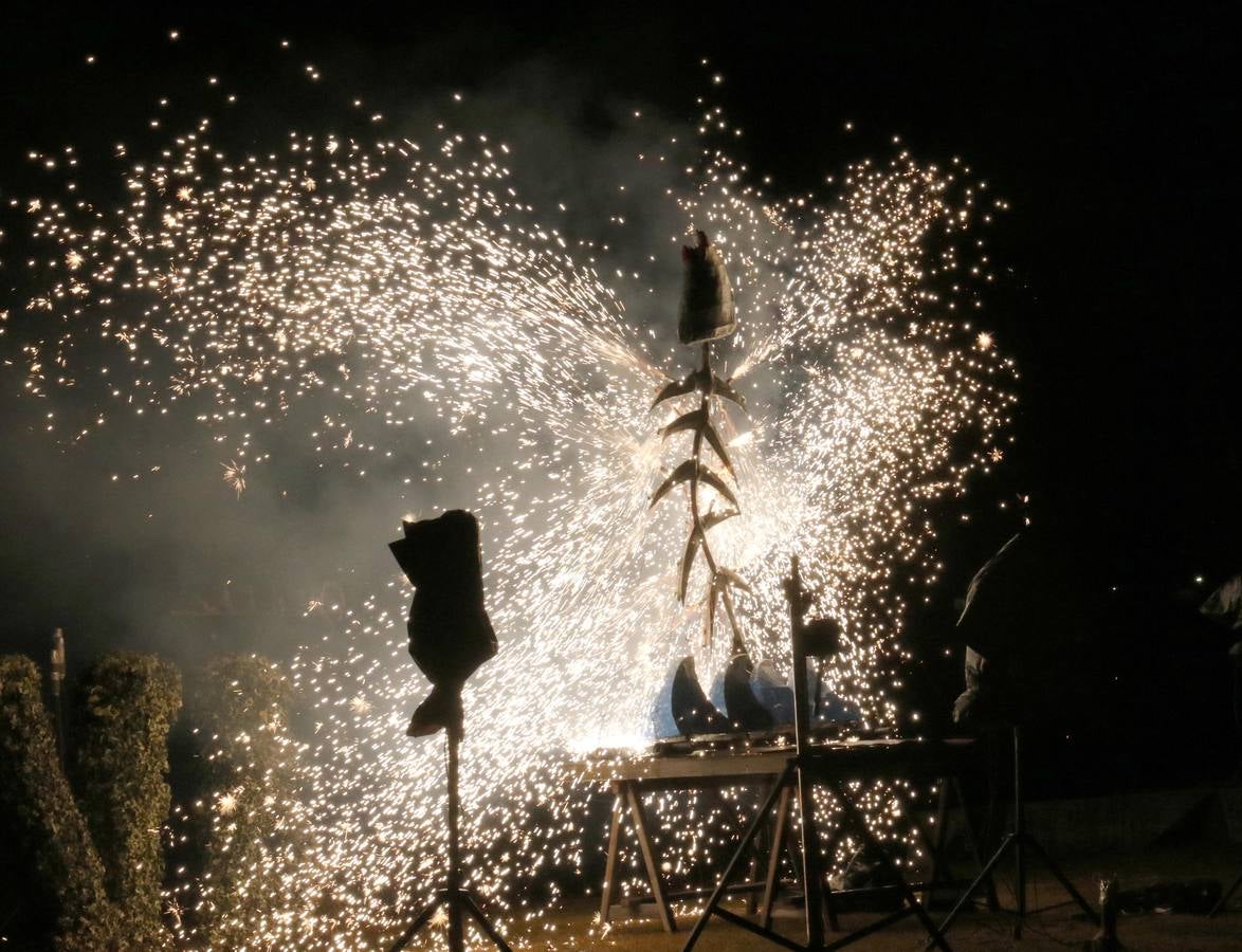 Espectáculo del entierro de la sardina en la Cúpula del Milenio de Valladolid