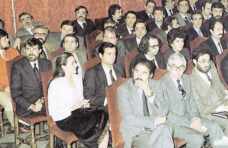 Parlamentarios socialistas durante la sesión constitutiva de las Cortes, el 21 de mayo de 1983.