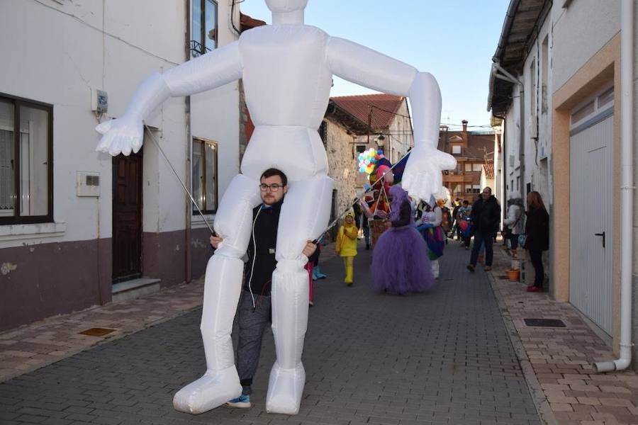 Velilla del Río Carrión celebra un aplazado carnaval
