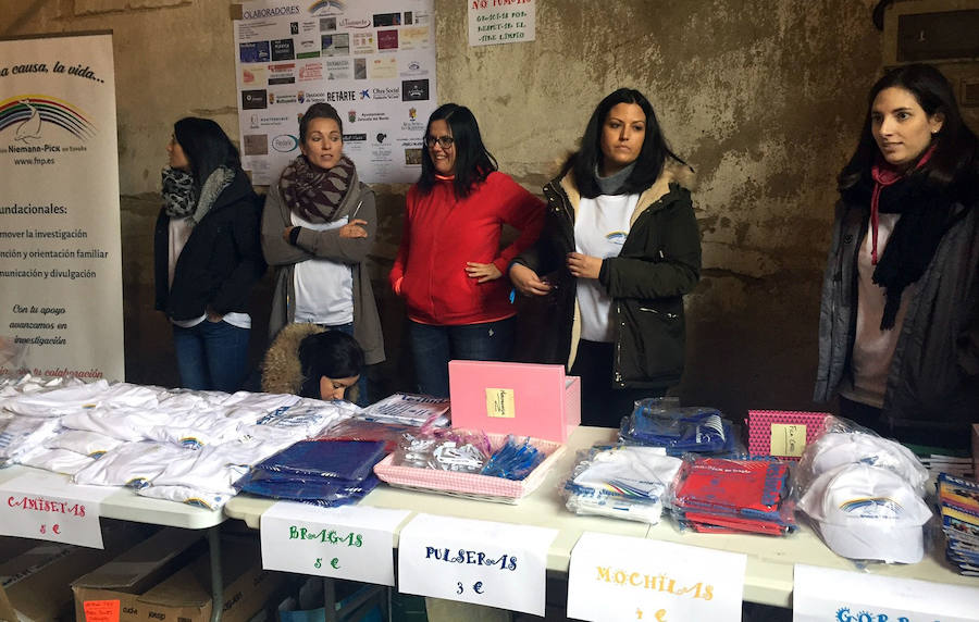 Los familiares y los enfermos afectados por la enfermedad Niemann-Pick no están solos. A pesar de ser una afección neurológica que no tiene ni cura ni tratamiento, cuentan con el apoyo incondicional de sus seres queridos. 