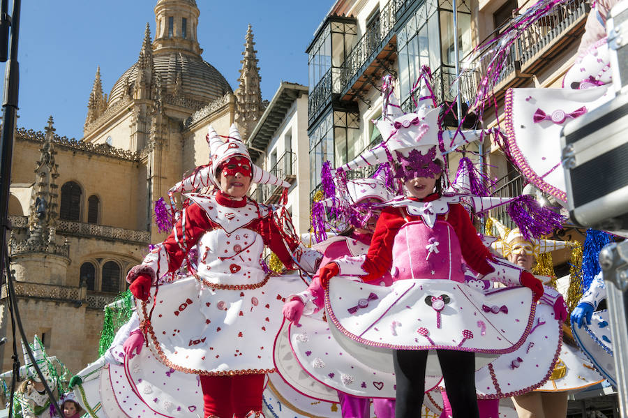 Domingo de Piñata en Segovia