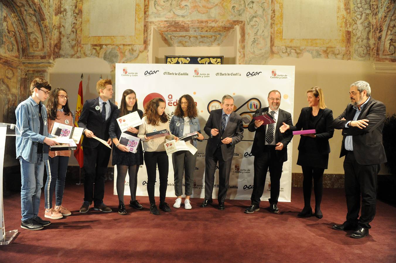 El concurso, ha reunido a 534 alumnos de una treintena de centros de seis provincias que han elaborado 2.655 noticias en equipos de trabajo dirigidos por un tutor