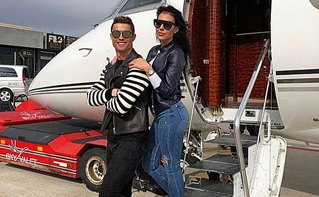 Cristiano Ronaldo con Georgina Rodríguez. 