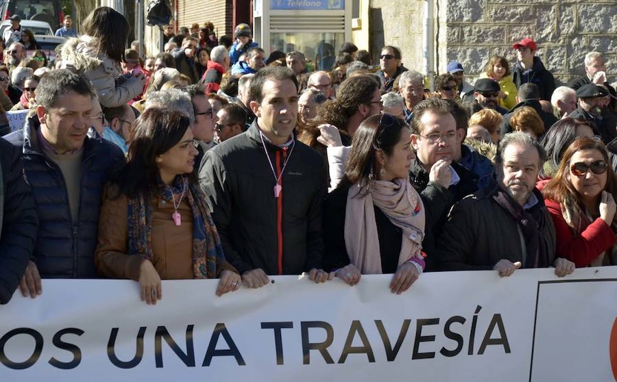 Fotos: Manifestacion en la peligrosa Travesía de San Rafael