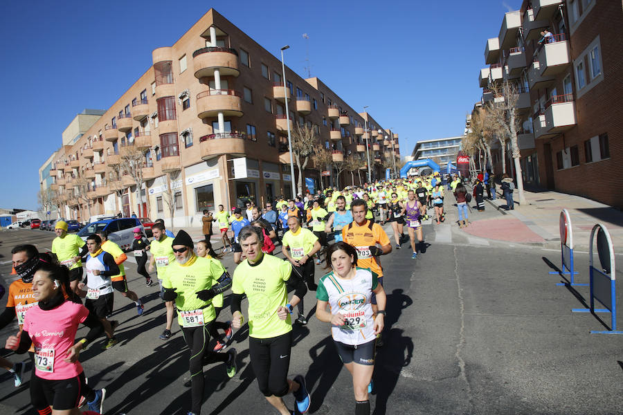 Unos 800 participantes acuden a la carrera en favor de la Asociación de Enfermedades Raras de Castilla y León