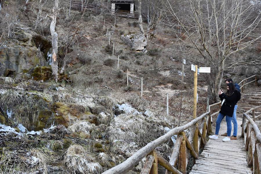 Fotos: Hielo y bajas temperaturas en Covalagua