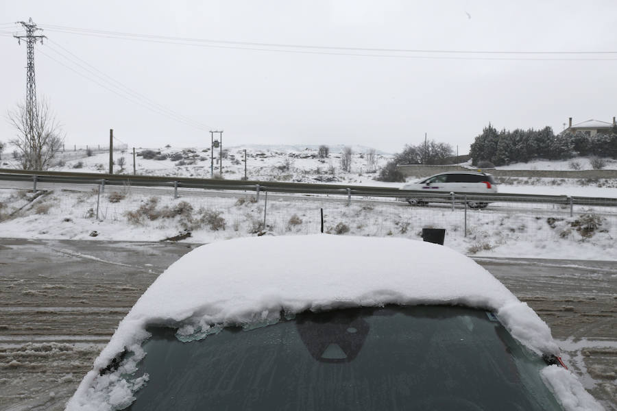 Fotos: Imágenes nevadas en Dueñas