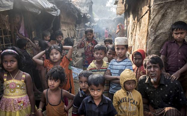 Niños rohingya en Cox's Bazar. 