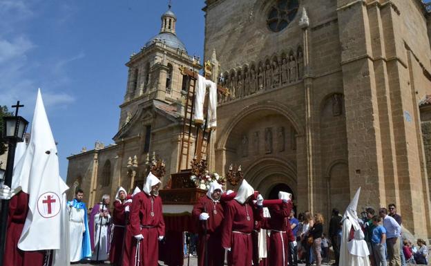 Procesión de la Santa Cruz en Ciudad Rodrigo. 
